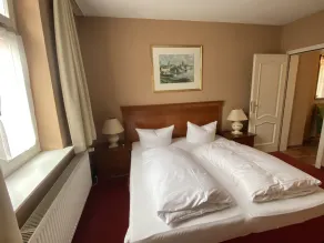 Apartment with terrace, parking, heated pool and more - Image 3