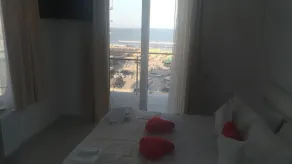 Apartment 2 rooms, first row to the sea, front view - Image 4