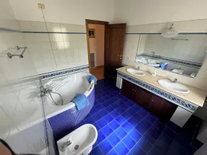 Villa vista mare adriatica con piscina privata - Image 2