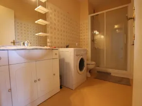 Cozy studio with balcony in Saint-Brevin, sleeps 3 - Image 3