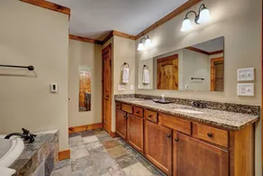 Perfect Vacation Home in Sapphire Valley - Black Oak - Image 2
