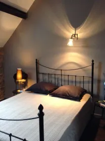 Magnificent barn, 8 people 4 bedrooms, private heated pool, countryside - Image 4