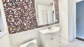 Lake Travis Bungalow in Jonestown - Image 3