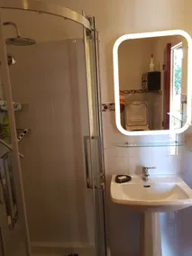 Maison de charme, très bien équipée avec tennis privé et piscine chauffée - Image 5