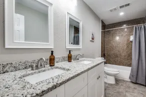 Sleeps 16+• FIFA HQ• Backyard Oasis• DAL airport• Uptown• UTSW - Image 4