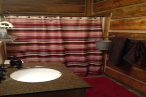 On the Mickelson Trail: Log Home Perfect for families - Image 4