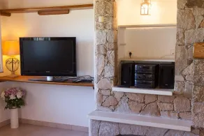 TOP OF VILLA, QUIET, BETWEEN EARTH AND SEA, 10 Min from AJACCIO - Image 2