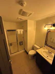 4BR 4BA Ski-In Ski-Out Condo Steps from Grammy Jay - Image 3