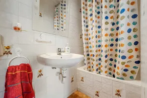 Apartamento 'Apartamento Segur Calafell' con vistas al mar, piscina compartida y Wifi - Image 4