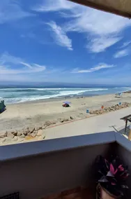 Relaxed Spanish beachfront condo w/private parking & private balcony ocean views - Image 5