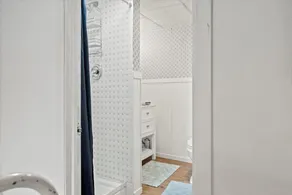 Bluebird Hideaway - Image 5
