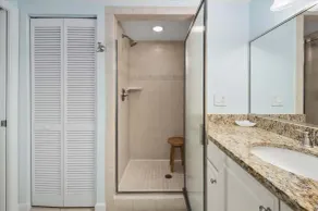 Newly Renovated Makai Condo! - Image 3