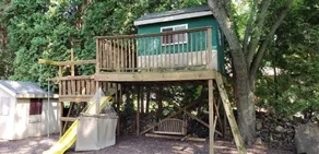 The \"Pool Barn Camper\" w/Hot Tub near Indiana Dunes - Image 3