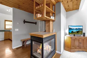 Riverbend Retreat - 8 minutes to skiing or town! - Image 4