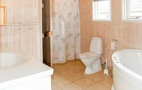 Beach Front Home In Aabenraa With Sauna - Image 4