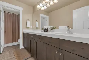 Beautiful 4bed, 3 bath-OREM home by UVU,  BYU and Provo Canyon - Image 5