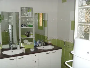 maison au calme et reposante avec piscine privative dans une région touristique - Image 2