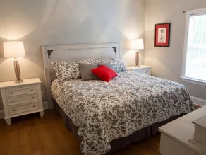 Dejligt roligt søhus for små grupper - Image 4