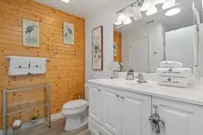 Hazel Mae's Hideaway - Image 3