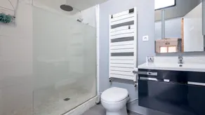 Maison avec parking et terrasse Option spa - Image 3