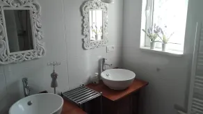 Sea view. Swimming pool 8x4m. Very quiet location. 150m2 - Image 2