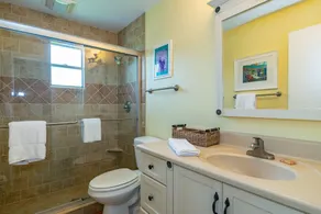 Seabreeze Condo B: 2 BR / 2 BA condo Holmes Beach, pour 6 personnes - Image 5