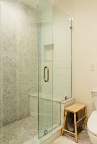 Amazing Apartment attached to historic home in Pasadena! - Image 2