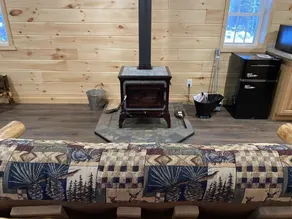 Fairy Hollow Adirondack Cabin - Image 4
