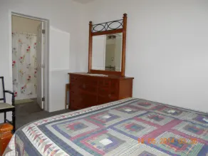 Year Round rental opportunity - One of three rental homes on the property. - Image 4