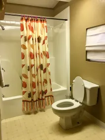 Cheap, Clean, & Comfortable!!! - Image 2