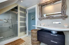 Magnificent \"Hi-tech\" Villa: Swimming pool, Spa, MediaCenter, Electric bikes... - Image 4