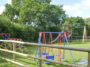 2 bedroom accommodation in Woodacott, near Holsworthy - Image 4