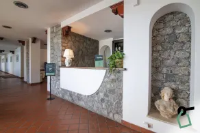 Hotiday Taormina Baia - Image 2