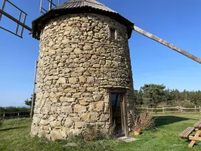 Moulin à vent restauré avec vue sur la campagne - Image 5