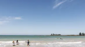 BELLA ON VICTORIA - Hafenfee, VIC - Image 2
