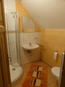 Komfort-Ferienwohnung im Landhausstil mit \"Heidi-Zimmer\" - Image 5