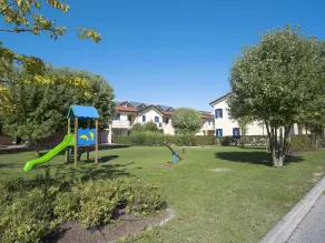 Nice apartment in villa for 5 guests with A/C, WIFI, pool, TV and terrace - Image 2