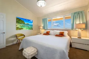 Remodeled Family-Size Condo with Fantastic View of the Ocean and Pool - Image 5