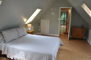 The Poplar Place at the foot of South Mountain! - Image 3