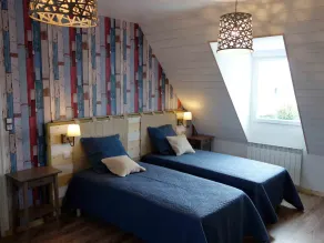 PORS GUYON HOUSE 50M FROM THE BEACH, 4 BEDROOMS WITH SEA VIEW - Image 4