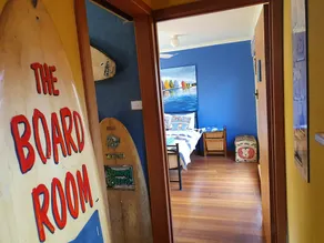 Pet Friendly Beach Shack, one street from the Silver Sands Beach - Image 5