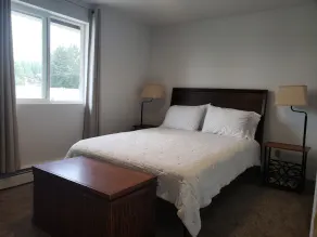 Comfy & Cozy Stay w/ Mountain View Centrally Located 5 to 7 mins from everything - Image 2