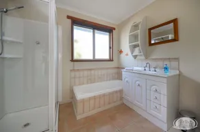 Miffy's Cottage - Allestree, VIC - Image 2