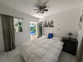Traditional Colonial House, in private community 5 minutes from the Beachminutes - Image 3