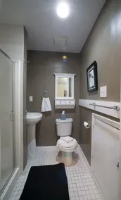 Vente de juillet!, très bien situé, proche de tout, # 17STR-04198 - Image 4