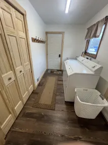 Newly updated Lakefront Houghton Lake home - close to popular sandbar. - Image 2