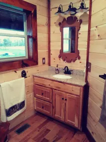Private fishing pond with cabin and hot tub!! Perfect vacation spot. - Image 4