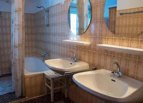 Holiday home in a beautiful location - Image 4