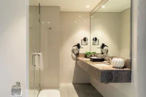 MCollection - Modern City Stay Near Manila Bay's Attractions - Image 4