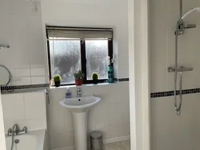 Lux 5 bedroom Ulverston House with free parking - Image 4